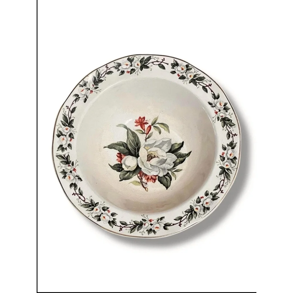 RARE 6 Wedgwood Camellia Gold-Rimmed Bowls Vintage‎